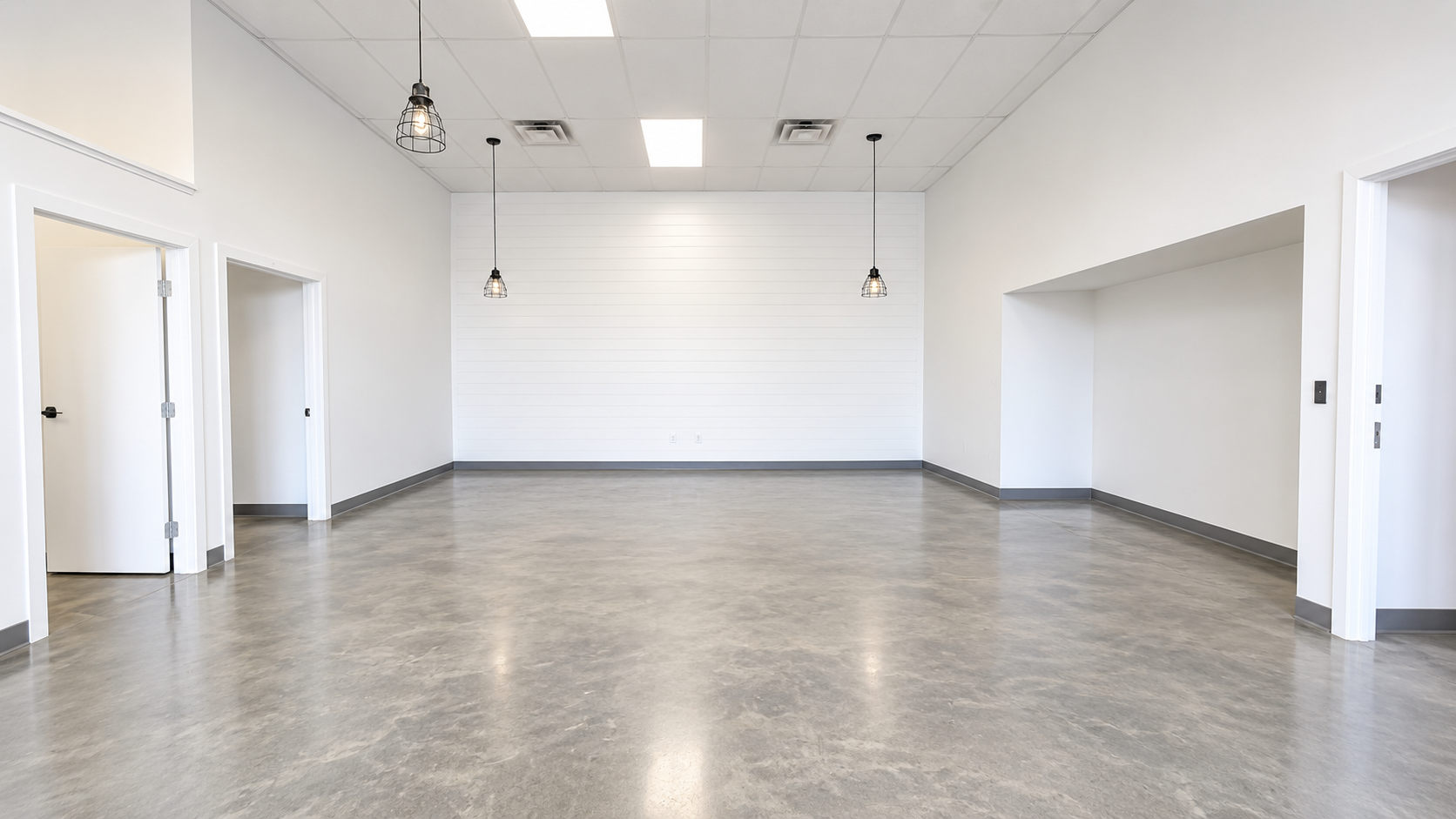 Clean vacant main interior area